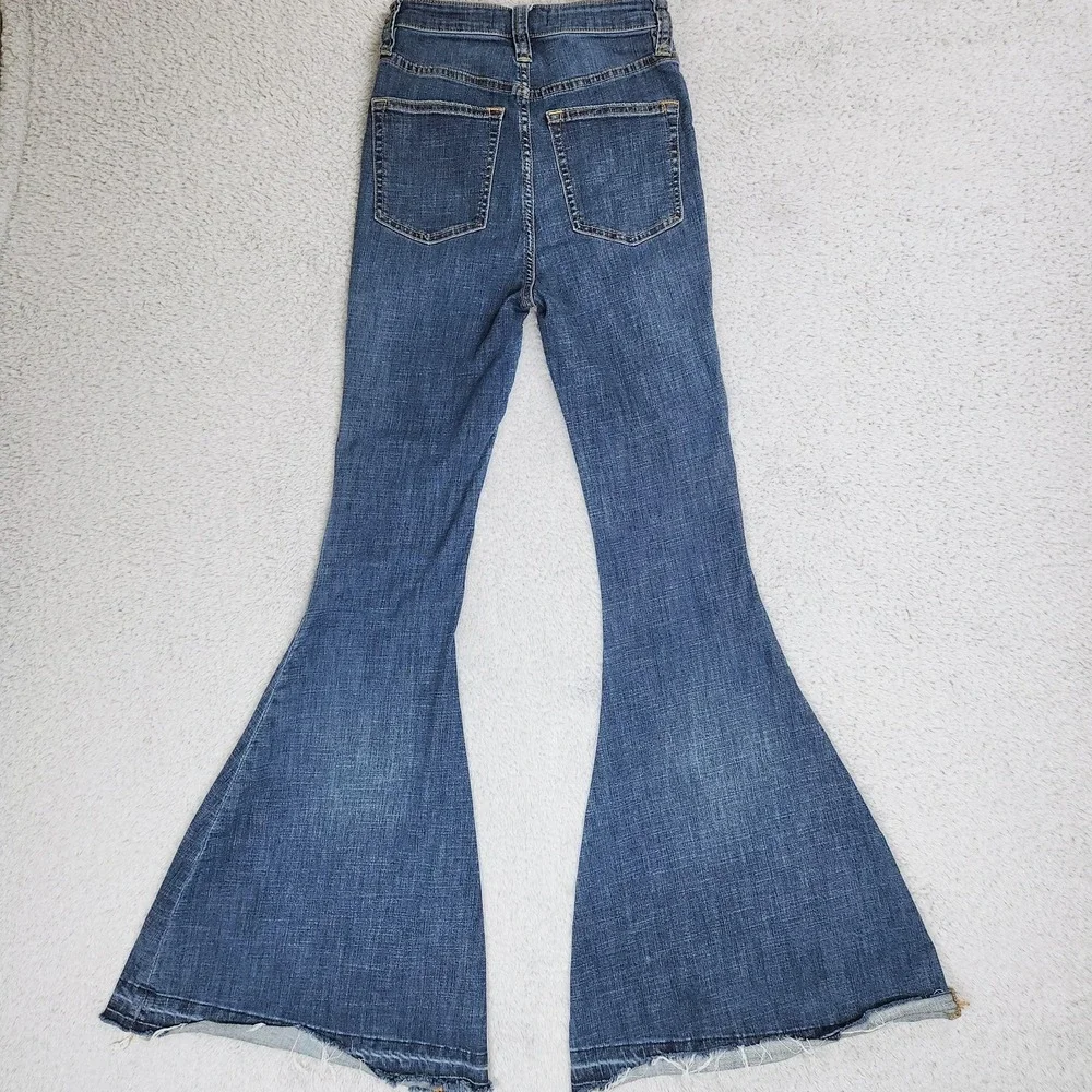We The Free Jeans Womens 25 Medium Wash High Rise Flare Bell Bottom Button Fly - Picture 16 of 16